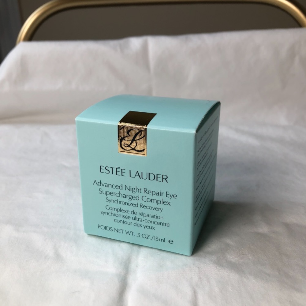 Advanced Night Repair Eye Cream - Picture 4 of 9